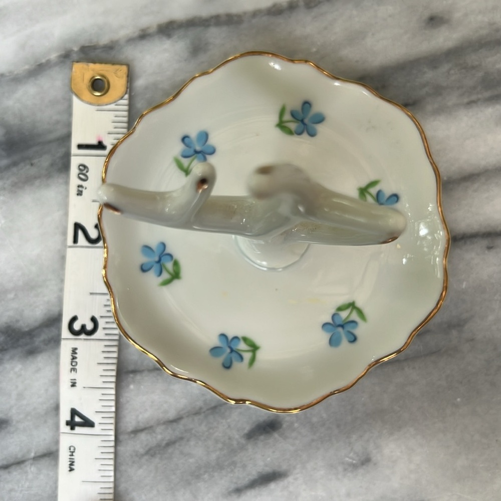 I.W. Rice Vintage Porcelain Ring Holder, Outstanding Condition! - Picture 5 of 6
